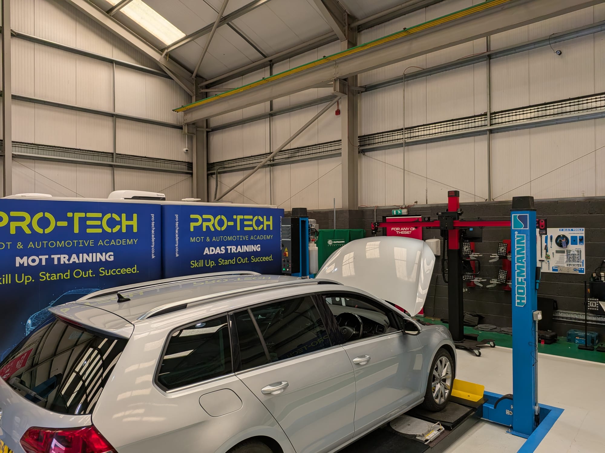 Autel ADAS calibration machine set up on a vehicle in the Best Autocentres Totton bay